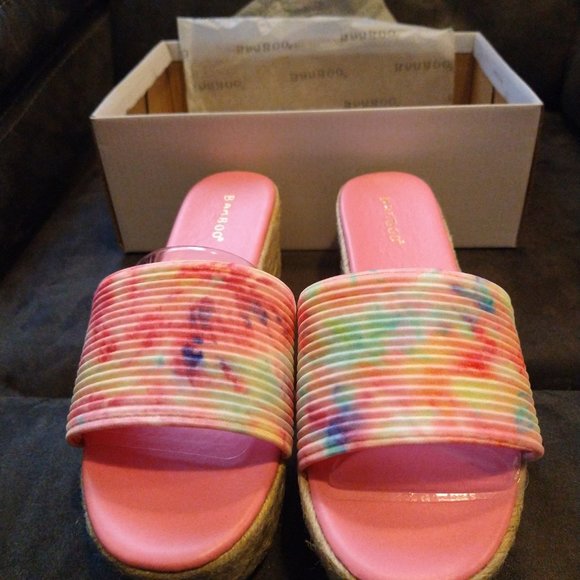 BNIB - BAMBOO SLIDES - PINK W/ WICKER BOTTOM - SIZE 7.5 - Picture 4 of 11